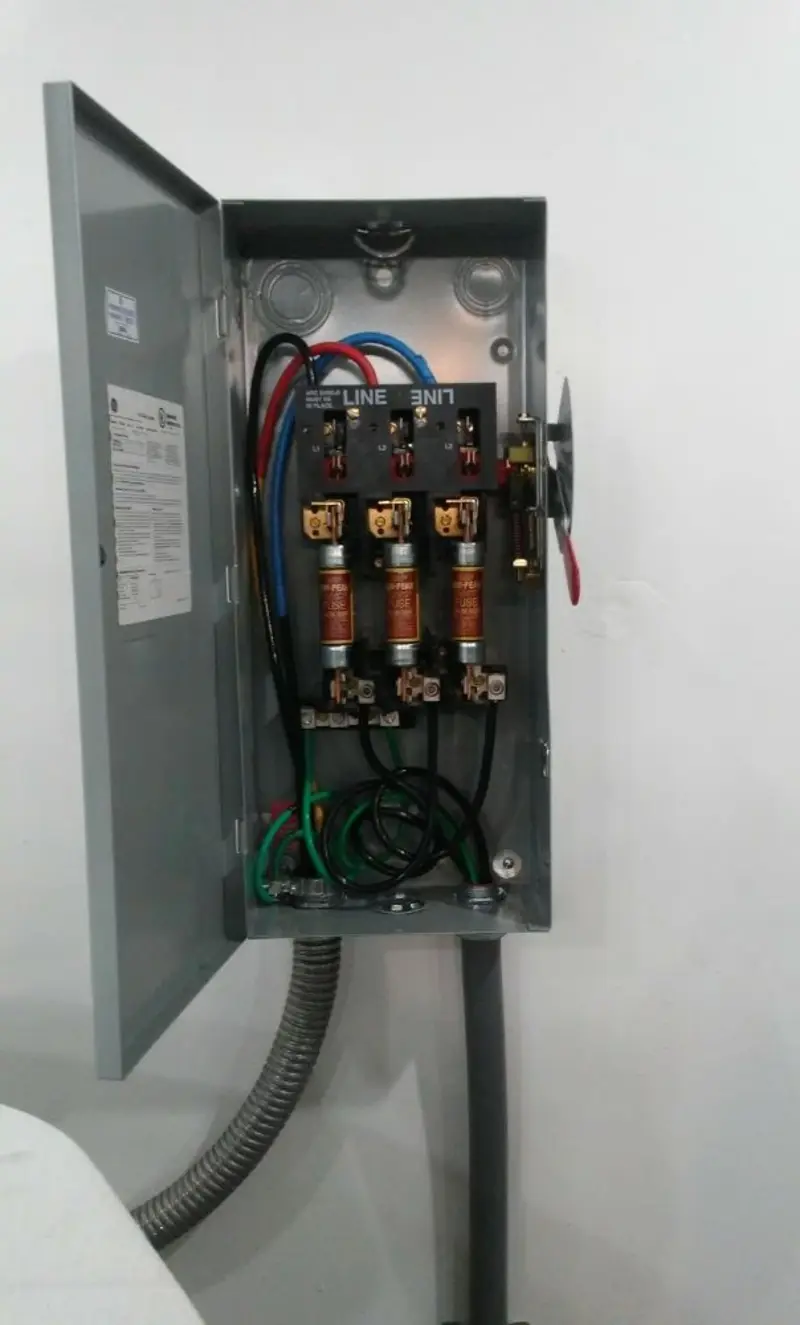 Three-phase disconnect switch installed for Electrical Wiring & Rewiring in Four Square Mile